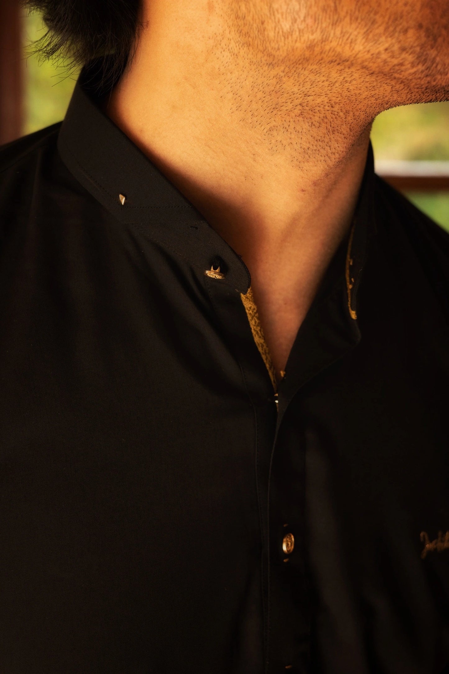 Black Pinned Collar with Signature Logo