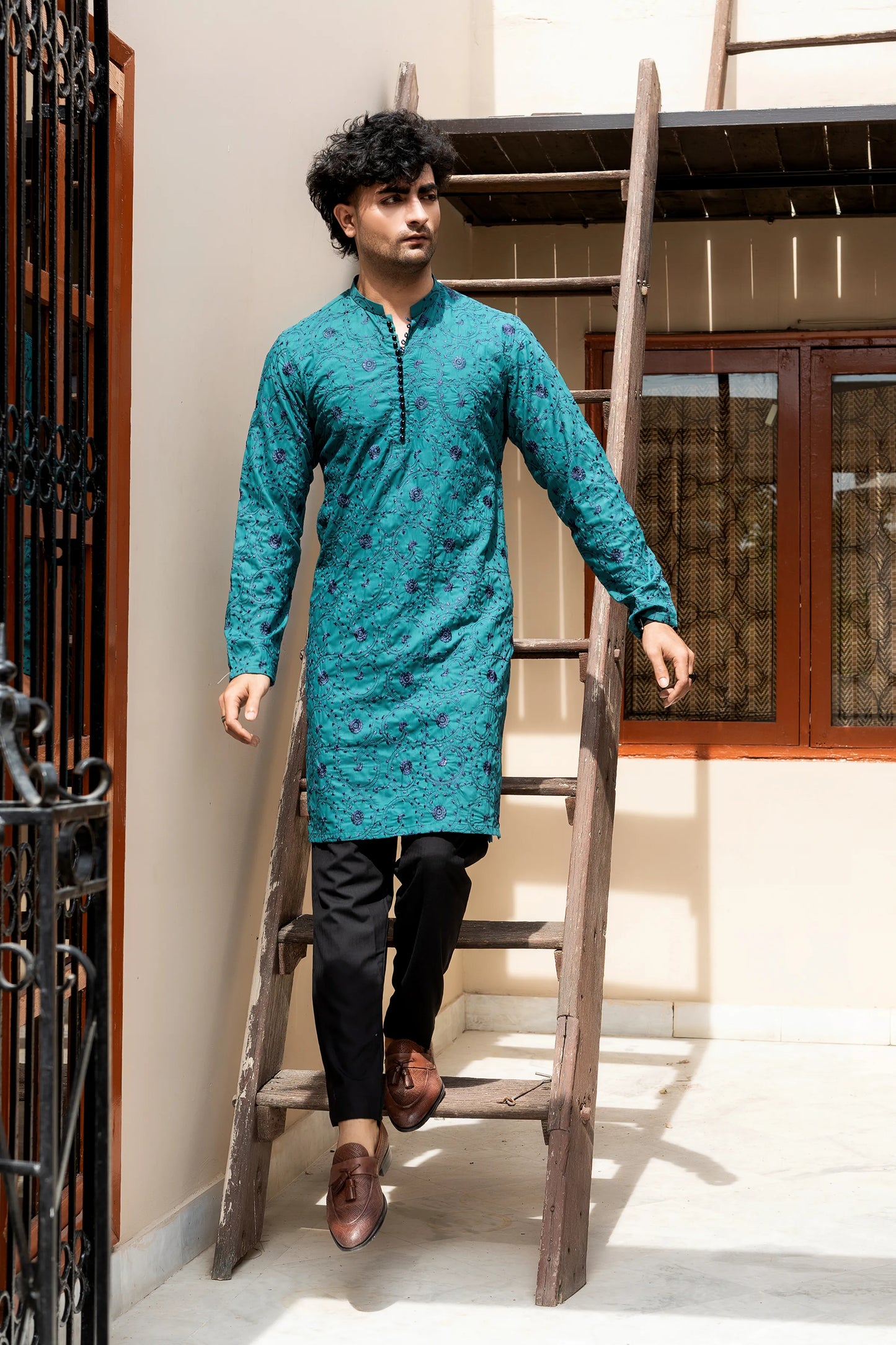 Aqua Green Embroidered Kurta