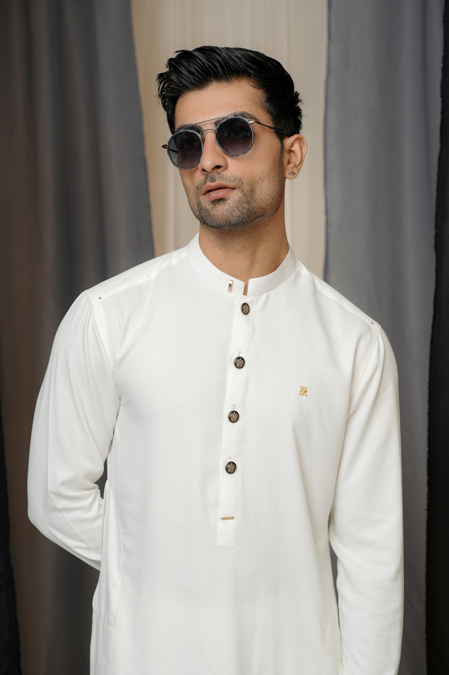 WHITE KURTA TROUSER