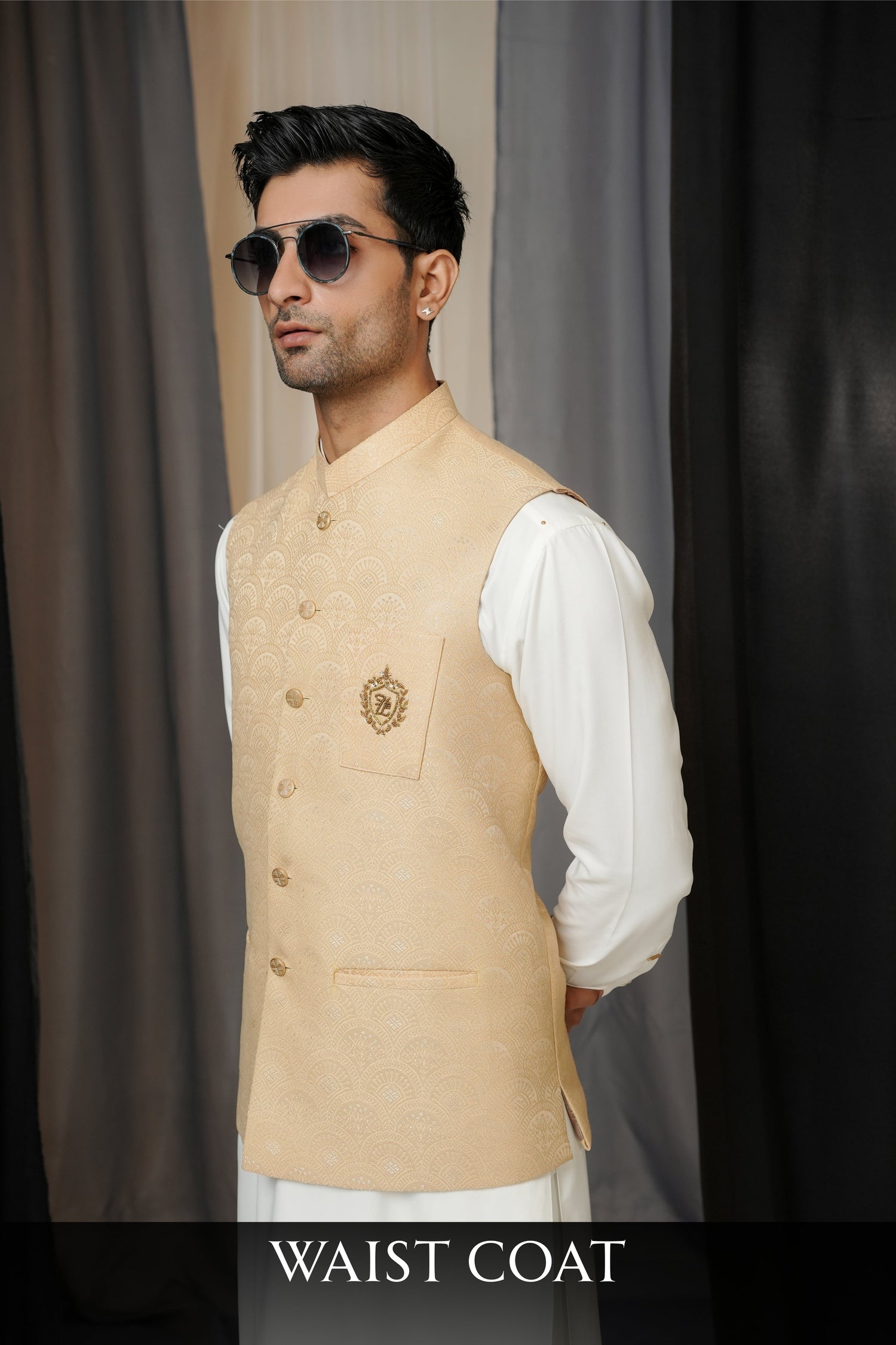 WAIST COAT