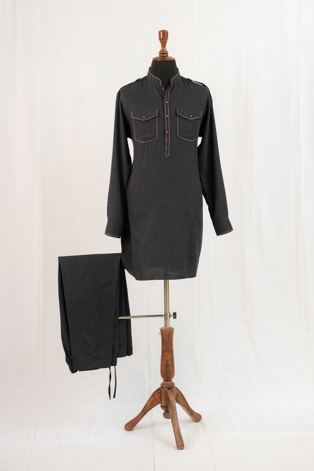 Double Pocket Grey Kurta Trouser