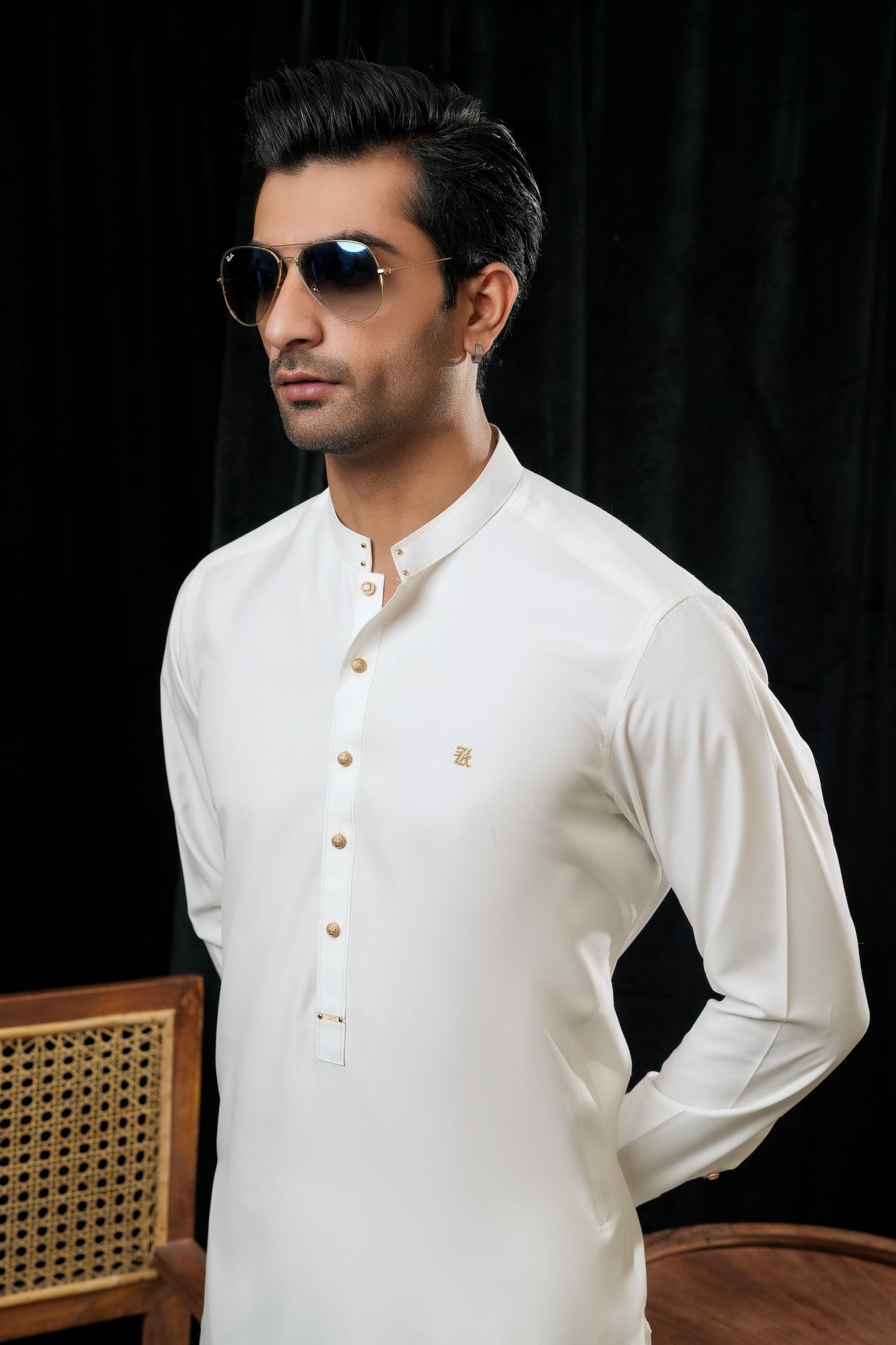 WHITE PREMIUM TEXTURED KURTA TROUSER