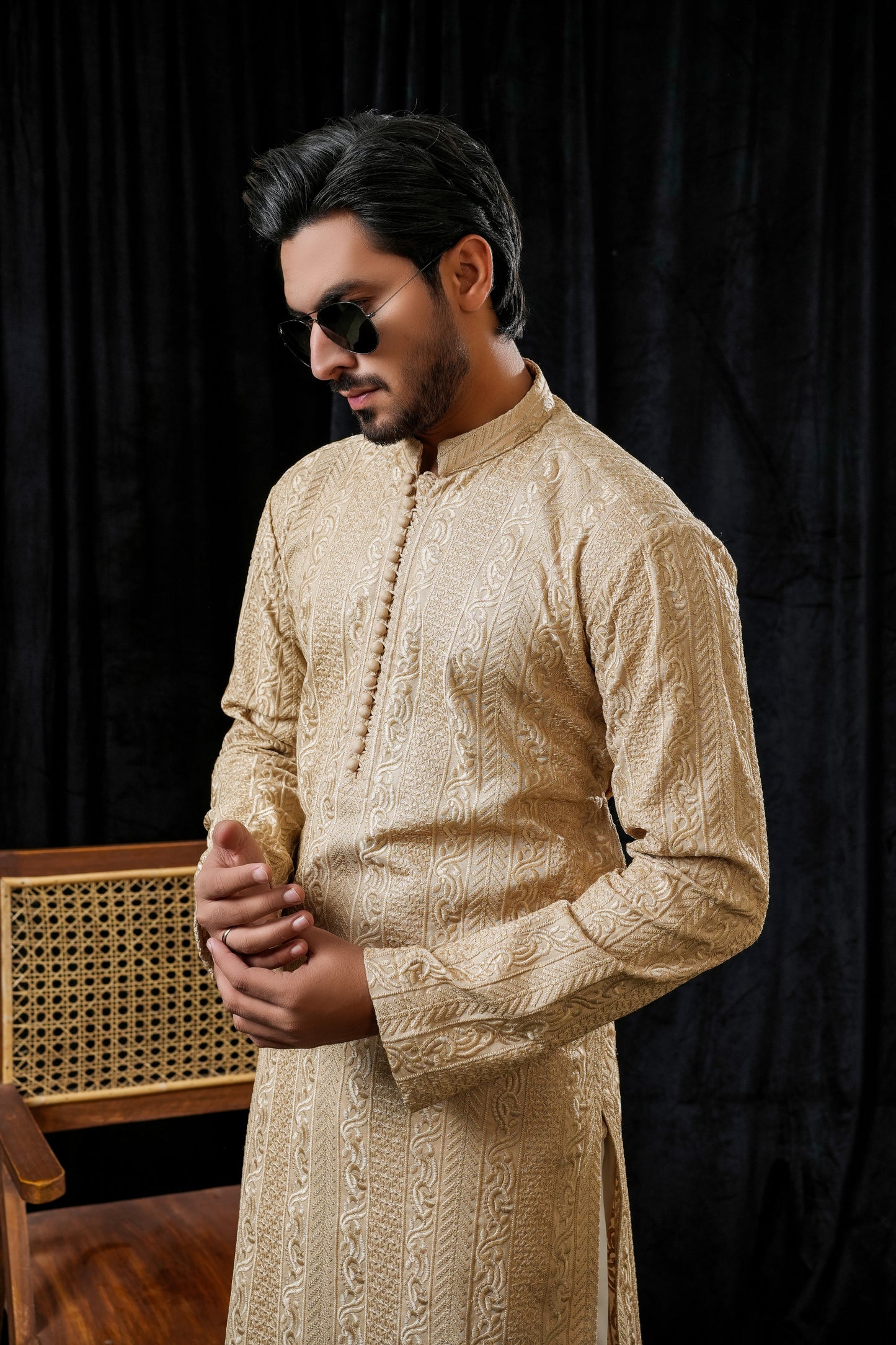 IVORY EMBROIDERED KURTA TROUSER