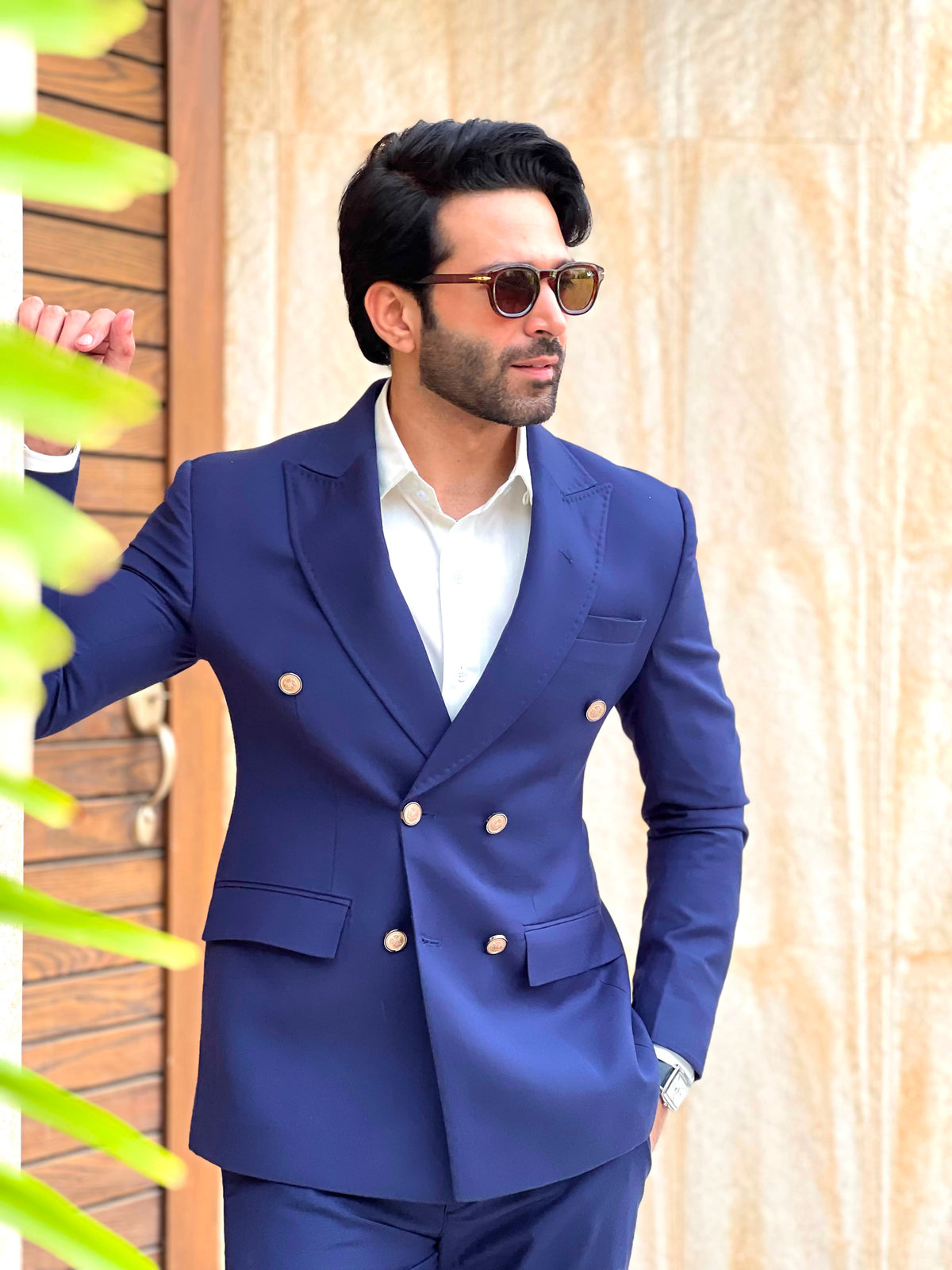 BLUE DOUBLE BREASTED SUIT
